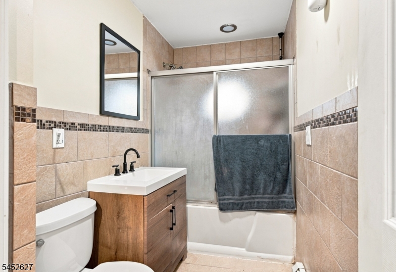 1528 Washington Ave Property Photo 12