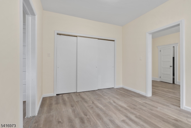 33 Delaware St Property Photo 26