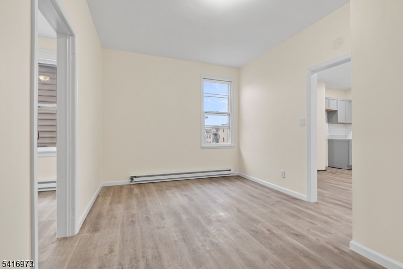 33 Delaware St Property Photo 34