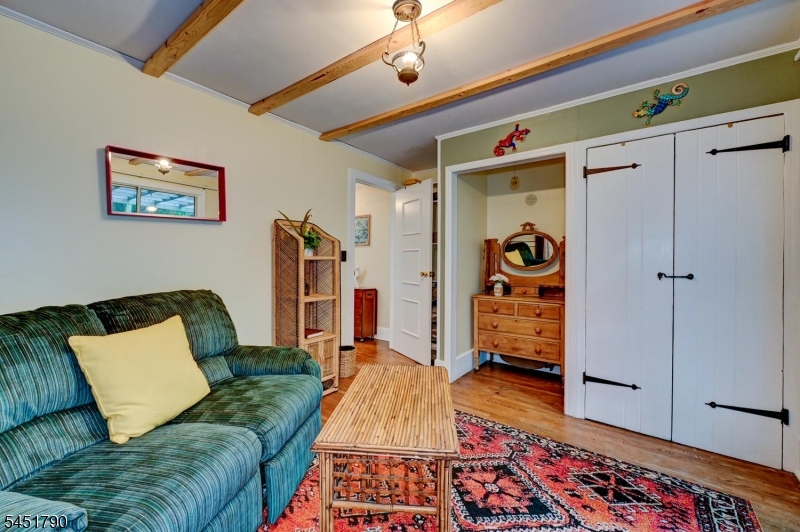 18 Bott Ln Property Photo 13
