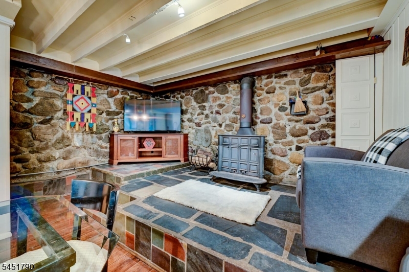 18 Bott Ln Property Photo 20