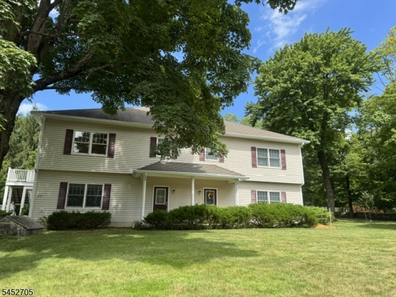 23 W Hanover Ave 23a Property Photo 1