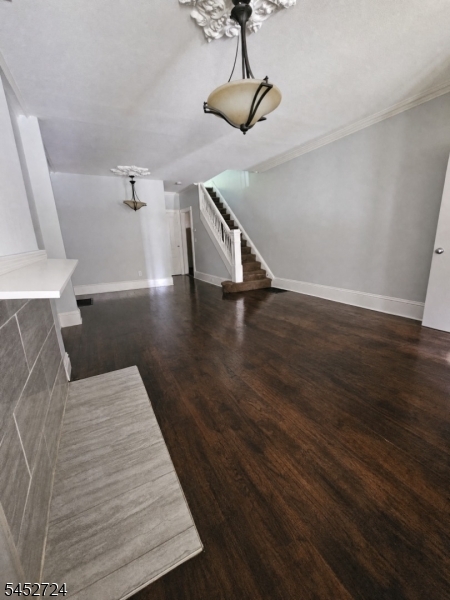 302 Pennington Ave Property Photo 2