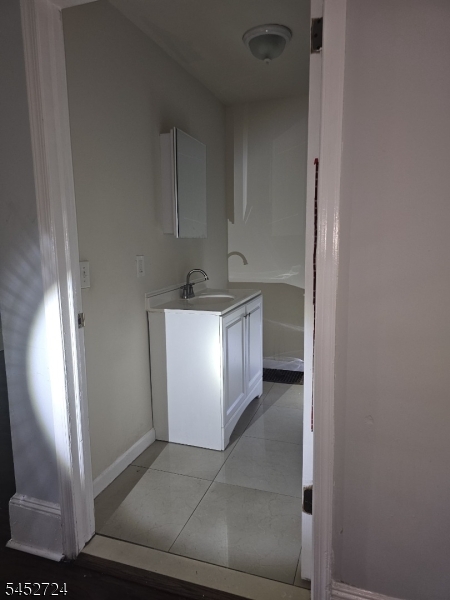 302 Pennington Ave Property Photo 6