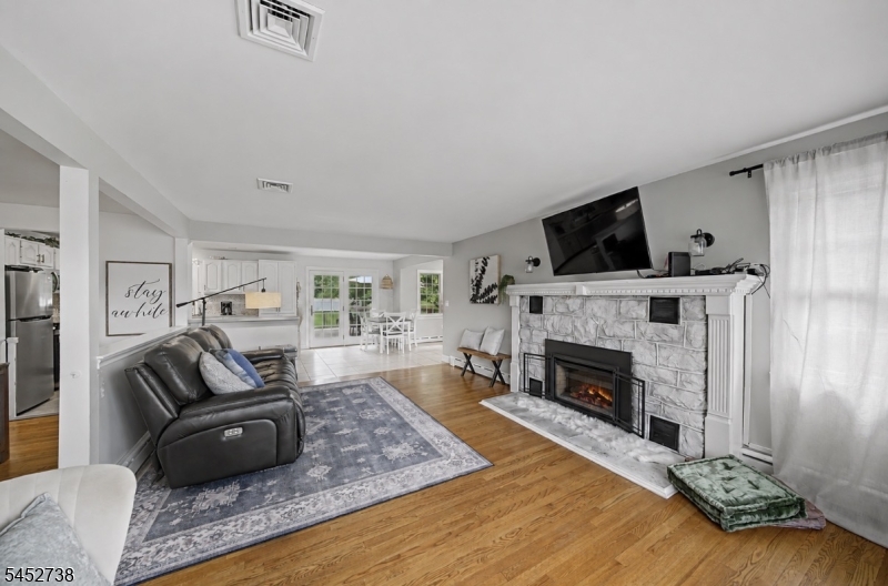 21 Struble Ln Property Photo 5