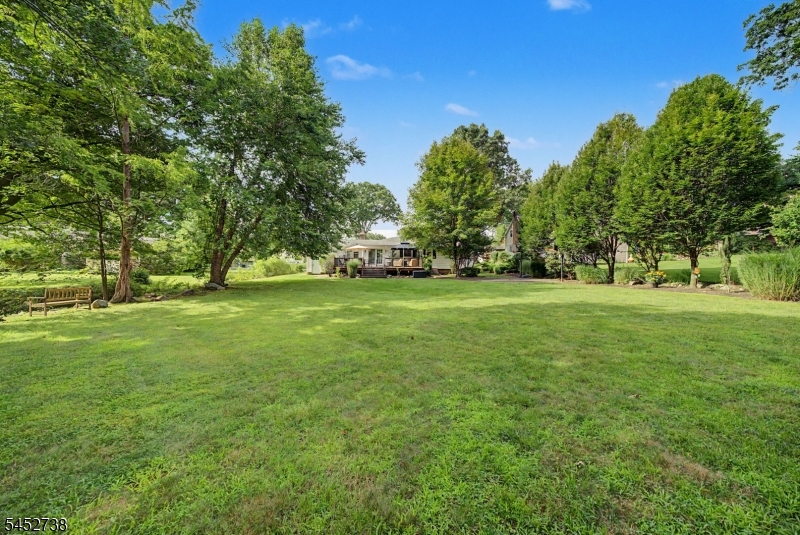 21 Struble Ln Property Photo 41