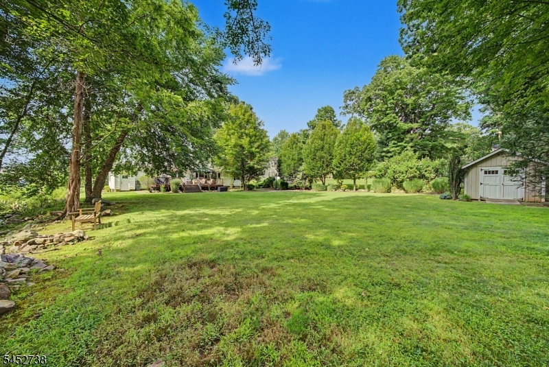21 Struble Ln Property Photo 42