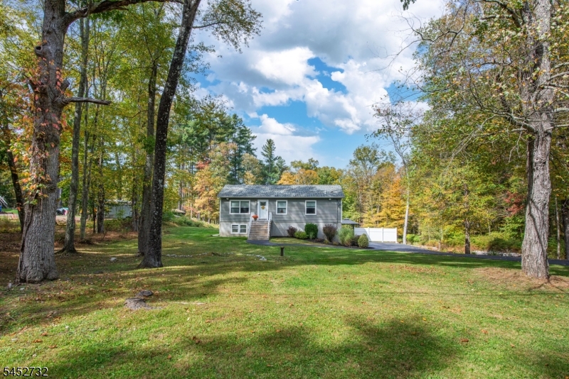 152 New Rd Property Photo 3