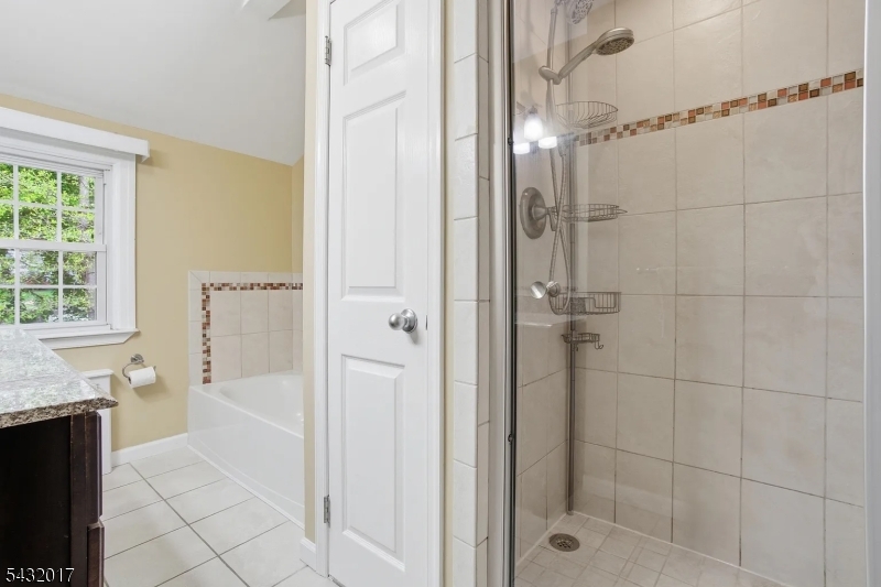 43 Oakland Ave Property Photo 14