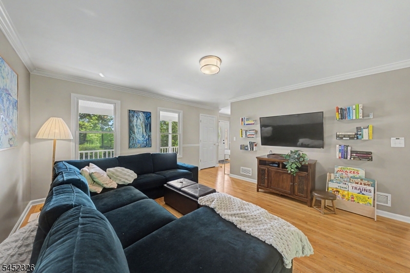 5 Valhalla Way Property Photo 8