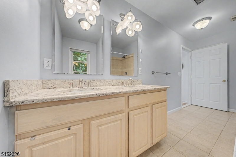 5 Valhalla Way Property Photo 28