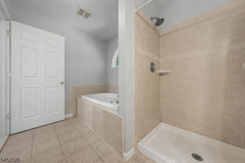 5 Valhalla Way Property Photo 29