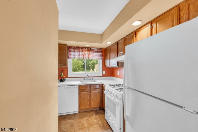 2 Victory Ct Property Photo 3