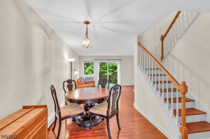2 Victory Ct Property Photo 5