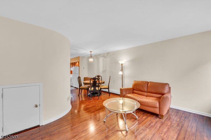 2 Victory Ct Property Photo 8