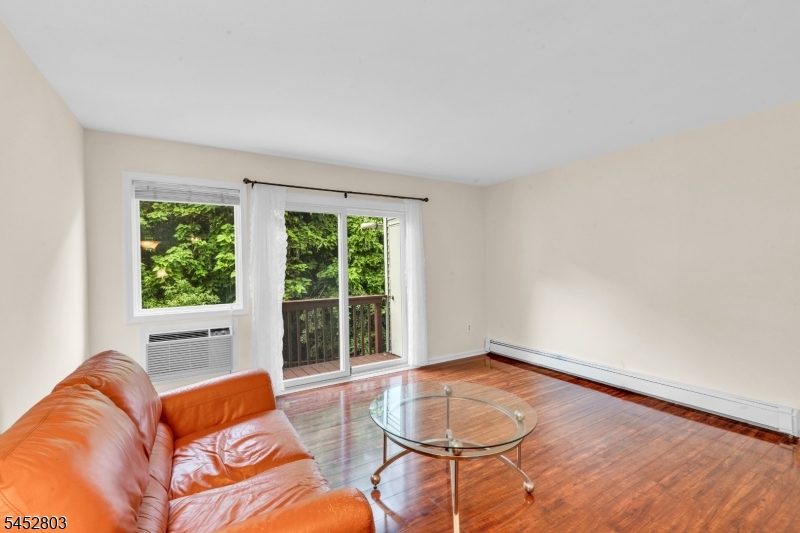 2 Victory Ct Property Photo 10