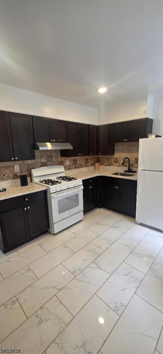 11 Brown Ave Property Photo 2