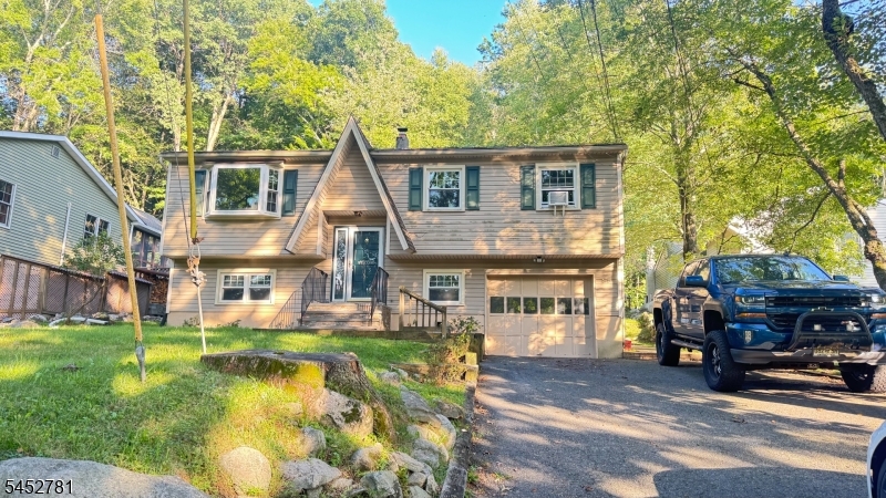 89 Tomahawk Trl Property Photo 1