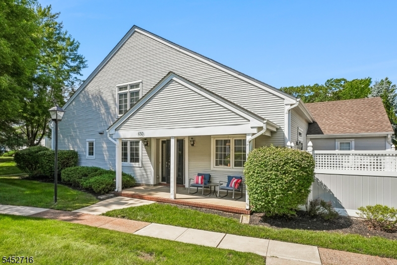 65 Winthrop Rd Property Photo 1