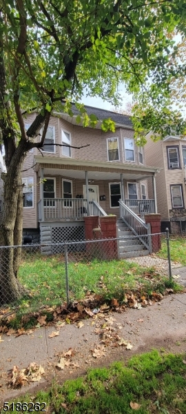 84 N Park St 4 Property Photo 3