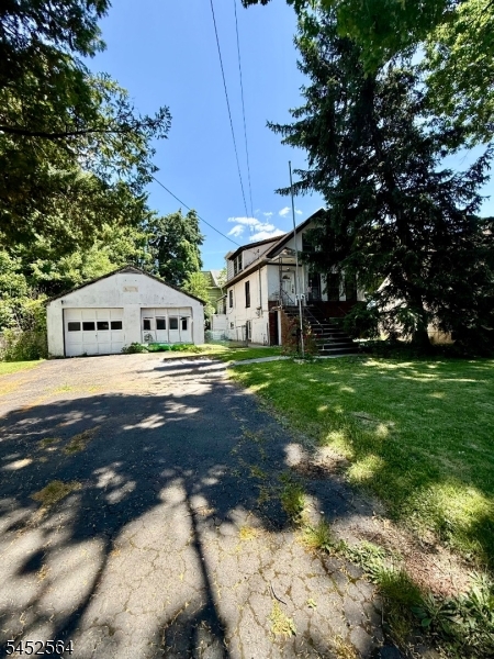 39 Kennebec St Property Photo 1