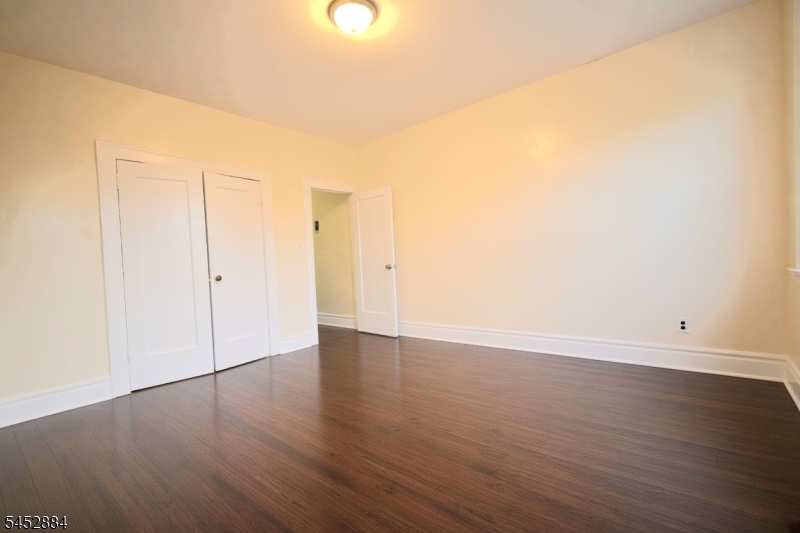148 Chancellor Ave D5 Property Photo 1