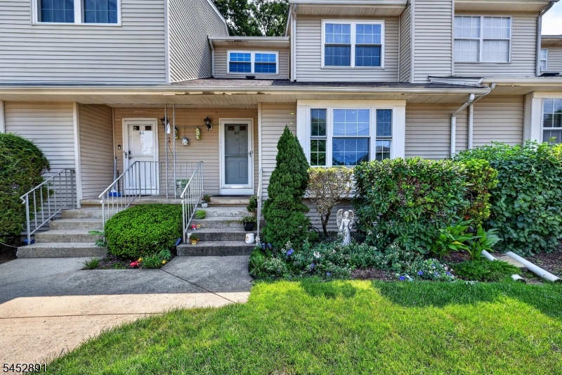 65 Freemont Ct Property Photo 1