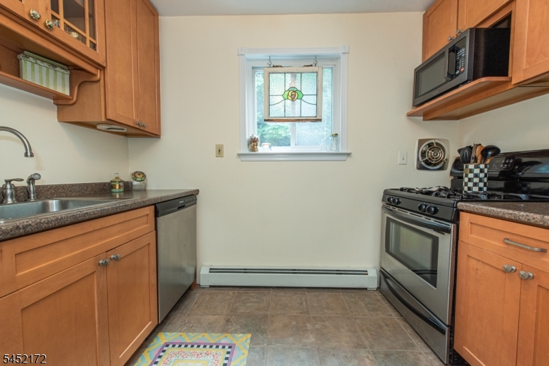 37 Espy Rd 7a Property Photo 14