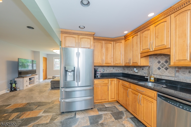 1247 Valley Rd A Property Photo 14