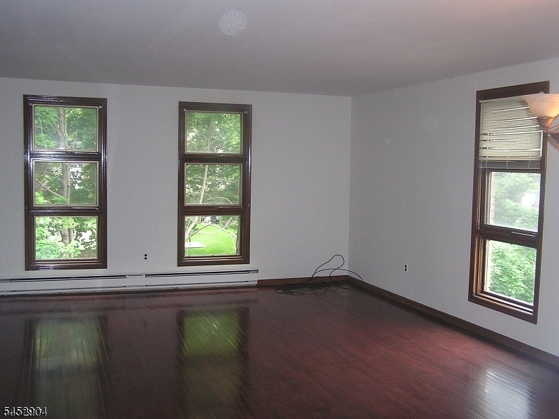 295 Claremont Ave 8 Property Photo 2