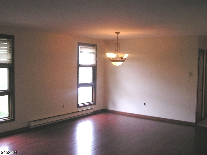 295 Claremont Ave 8 Property Photo 3