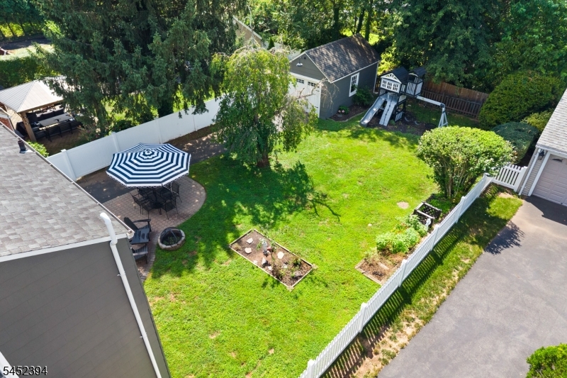 767 Park Ave Property Photo 30