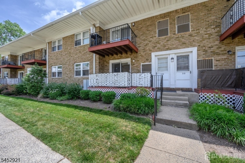 32 Judson 10a Property Photo 1