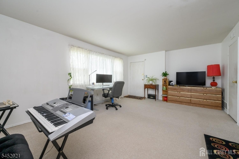 32 Judson 10a Property Photo 2