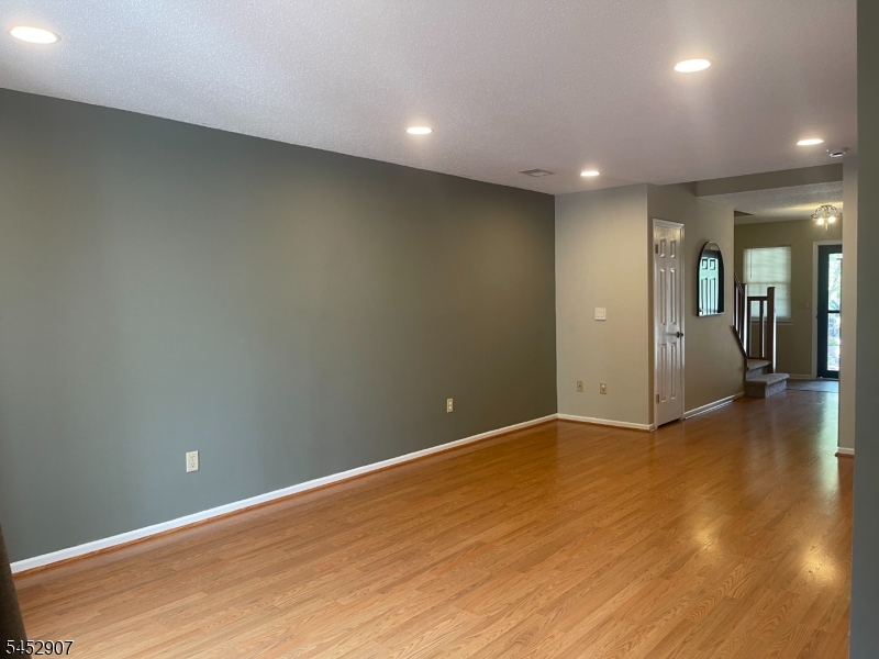 4 Amy Ct Property Photo 14