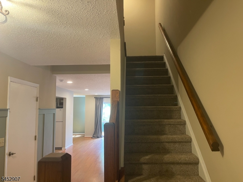 4 Amy Ct Property Photo 21