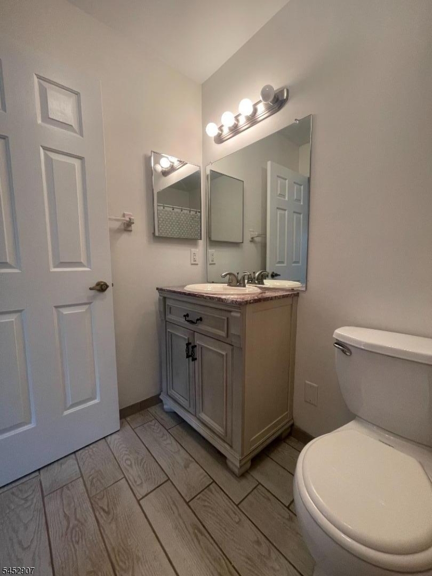 4 Amy Ct Property Photo 32