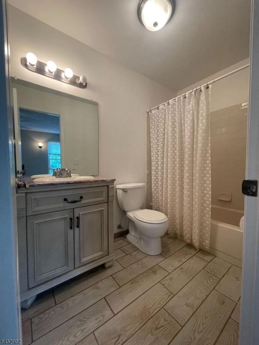 4 Amy Ct Property Photo 34