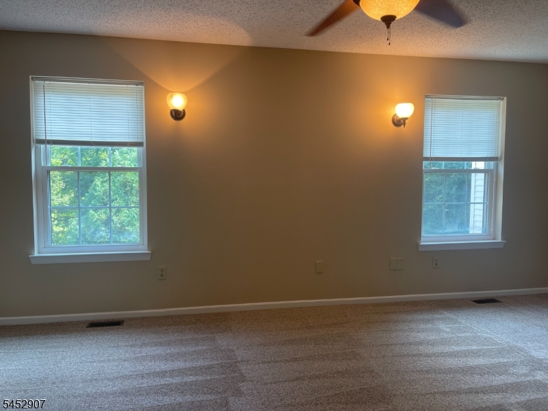 4 Amy Ct Property Photo 35