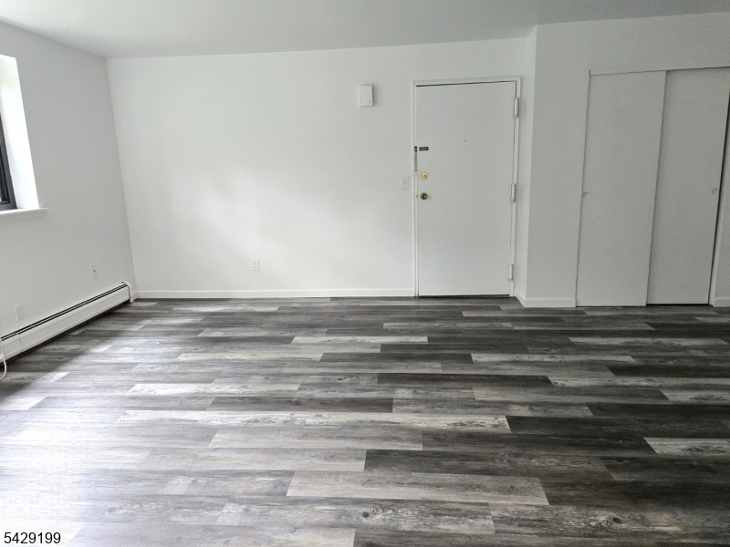 1041 Ridge St B 59 Property Photo 5