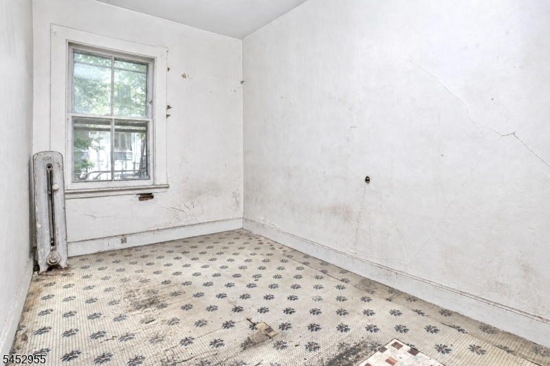 27 Augusta St Property Photo 9