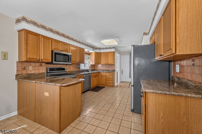 22 Mott Way Property Photo 13
