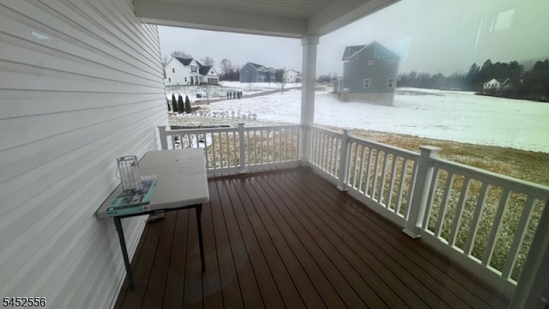 2 Drake Ct Property Photo 9