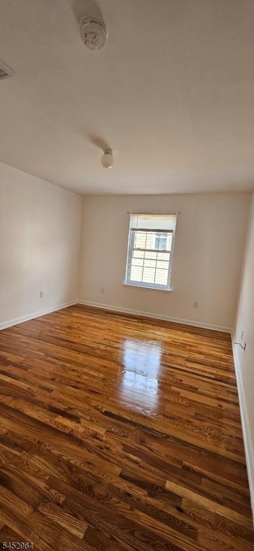 655 4th St Property Photo 14