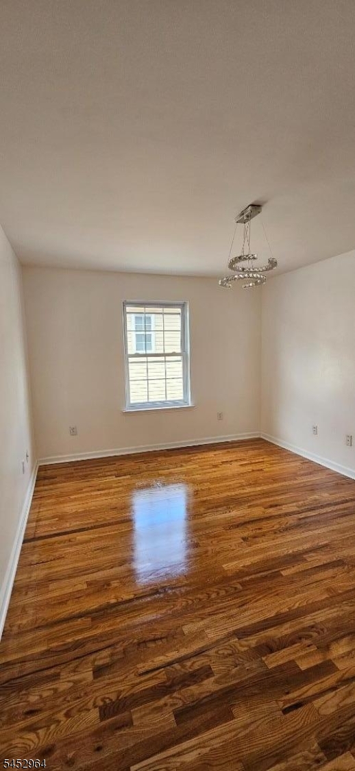 655 4th St Property Photo 18