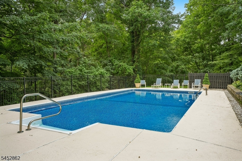 3 Forest Hill Dr Property Photo 42