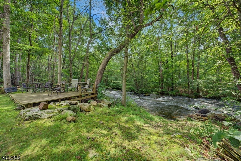 50 River Rd Property Photo 18