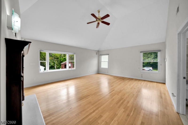 20 Normandy Rd Property Photo 19