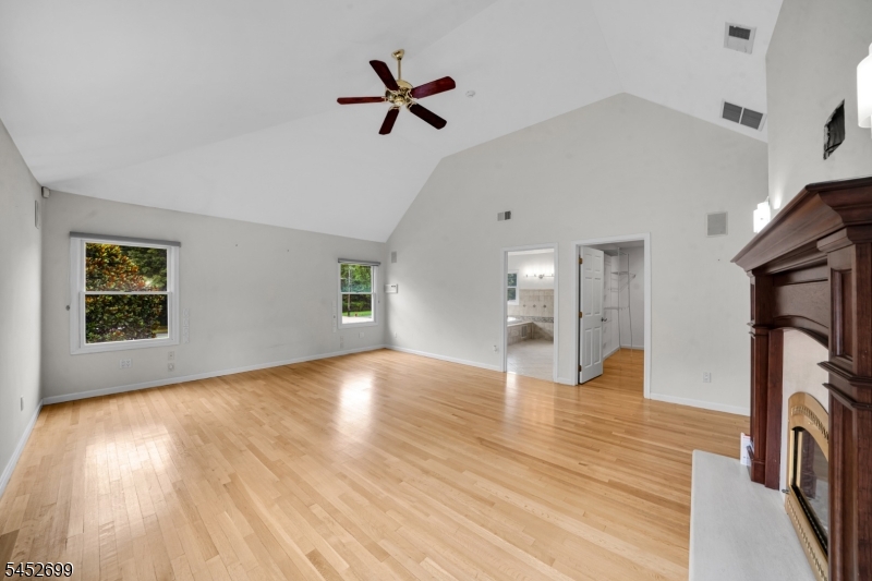 20 Normandy Rd Property Photo 21