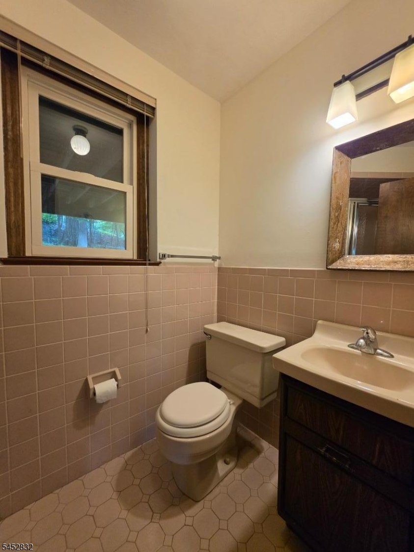 154 Hillside Ave Property Photo 20